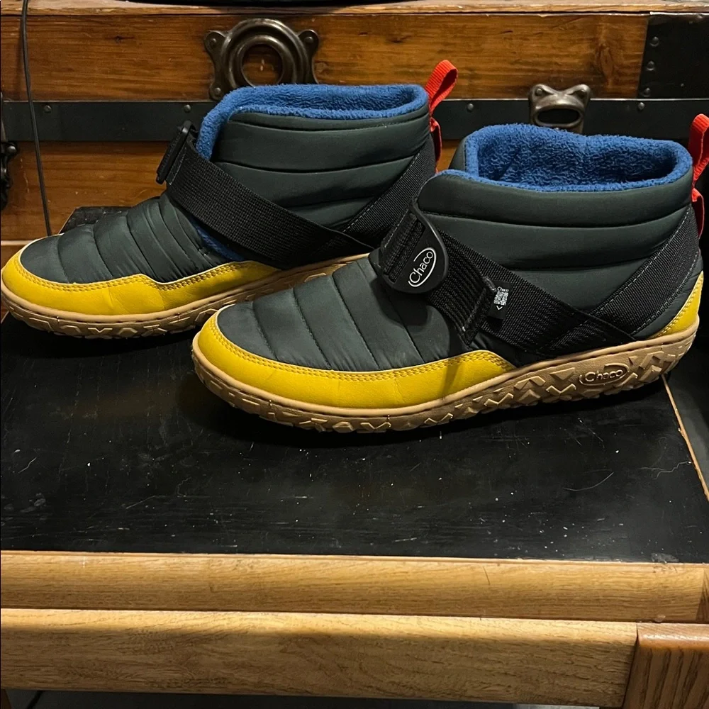 CHACO RAMBLE PUFF QUILTED ANKLE BOOTS WATER RESISTANT FOREST GREEN SIZE 10
